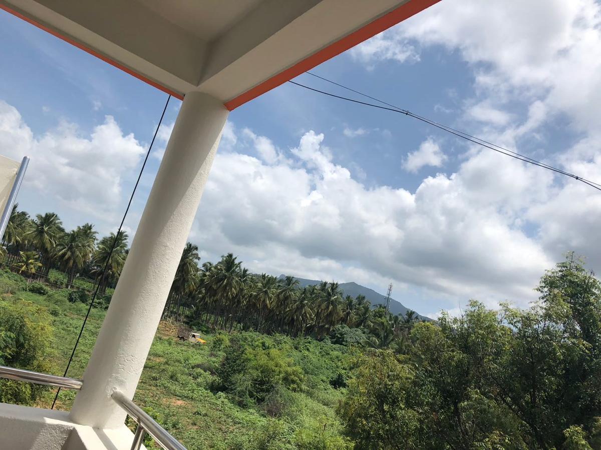 Castle 50 Villa Coimbatore Ngoại thất bức ảnh